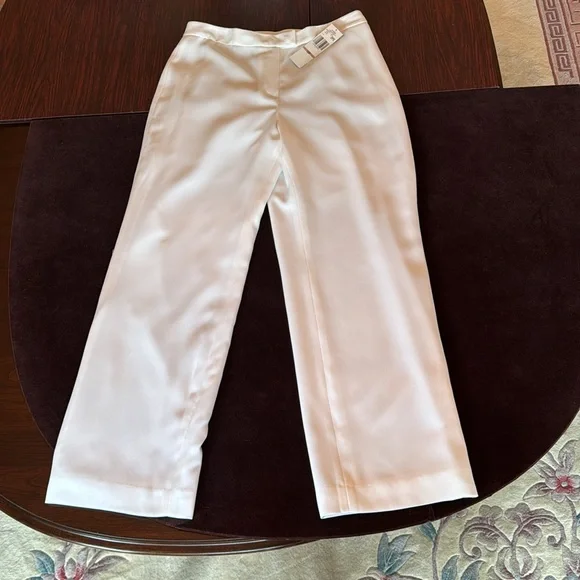 Brand New Jones New York White Lined Slacks - Picture 4 of 14